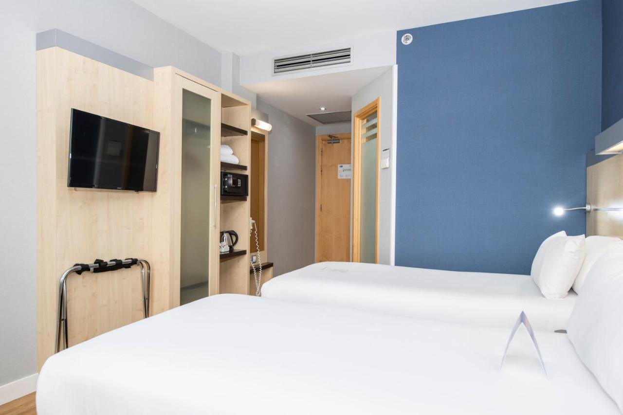 Holiday Inn Express Barcelona City 22@, An Ihg Hotel Εξωτερικό φωτογραφία